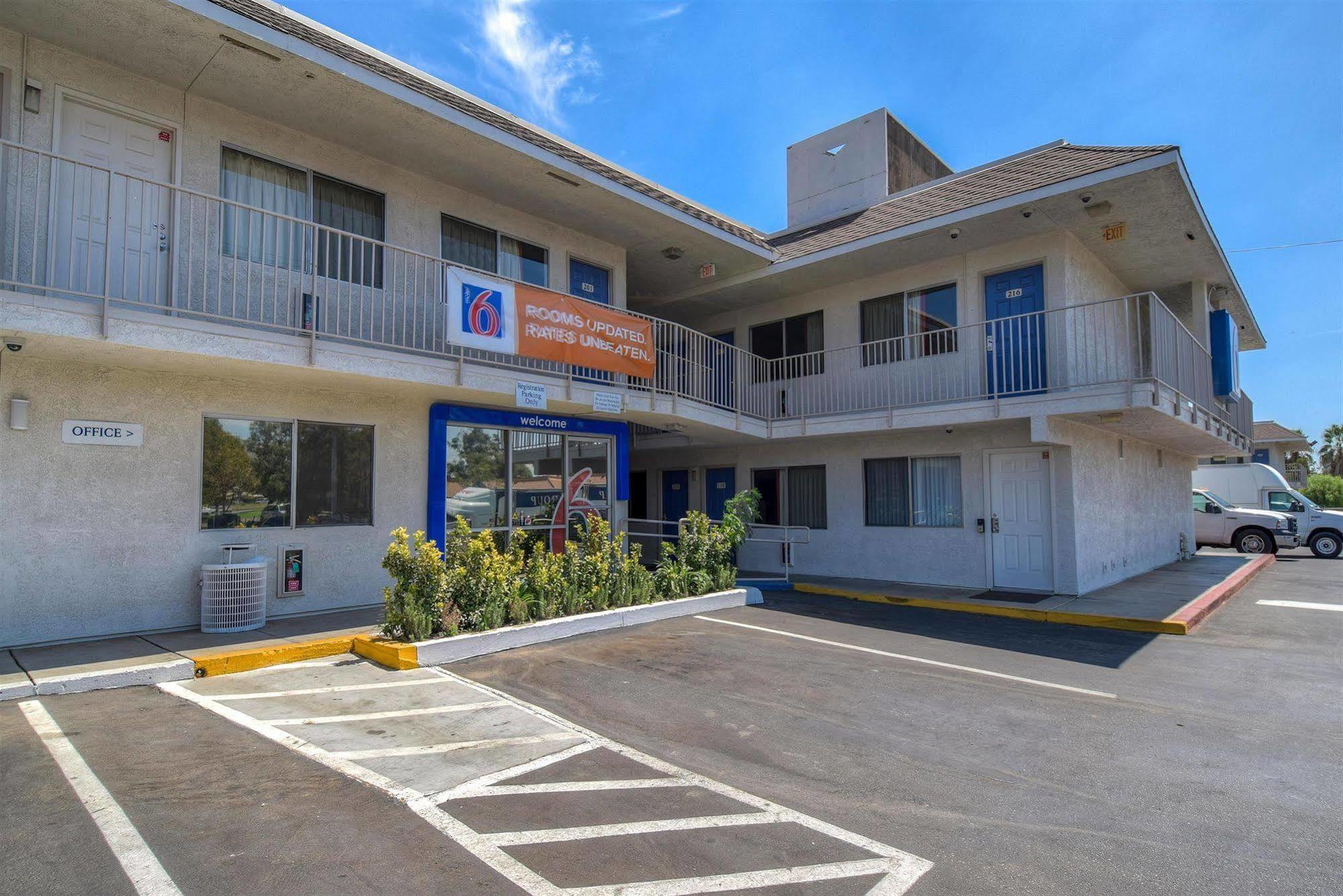 Motel 6-Jurupa Valley, Ca - Riverside West Экстерьер фото