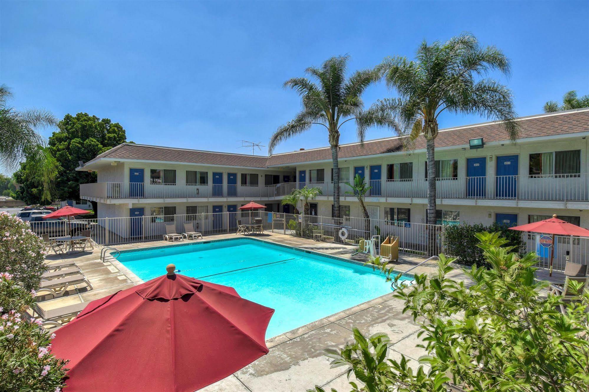 Motel 6-Jurupa Valley, Ca - Riverside West Экстерьер фото