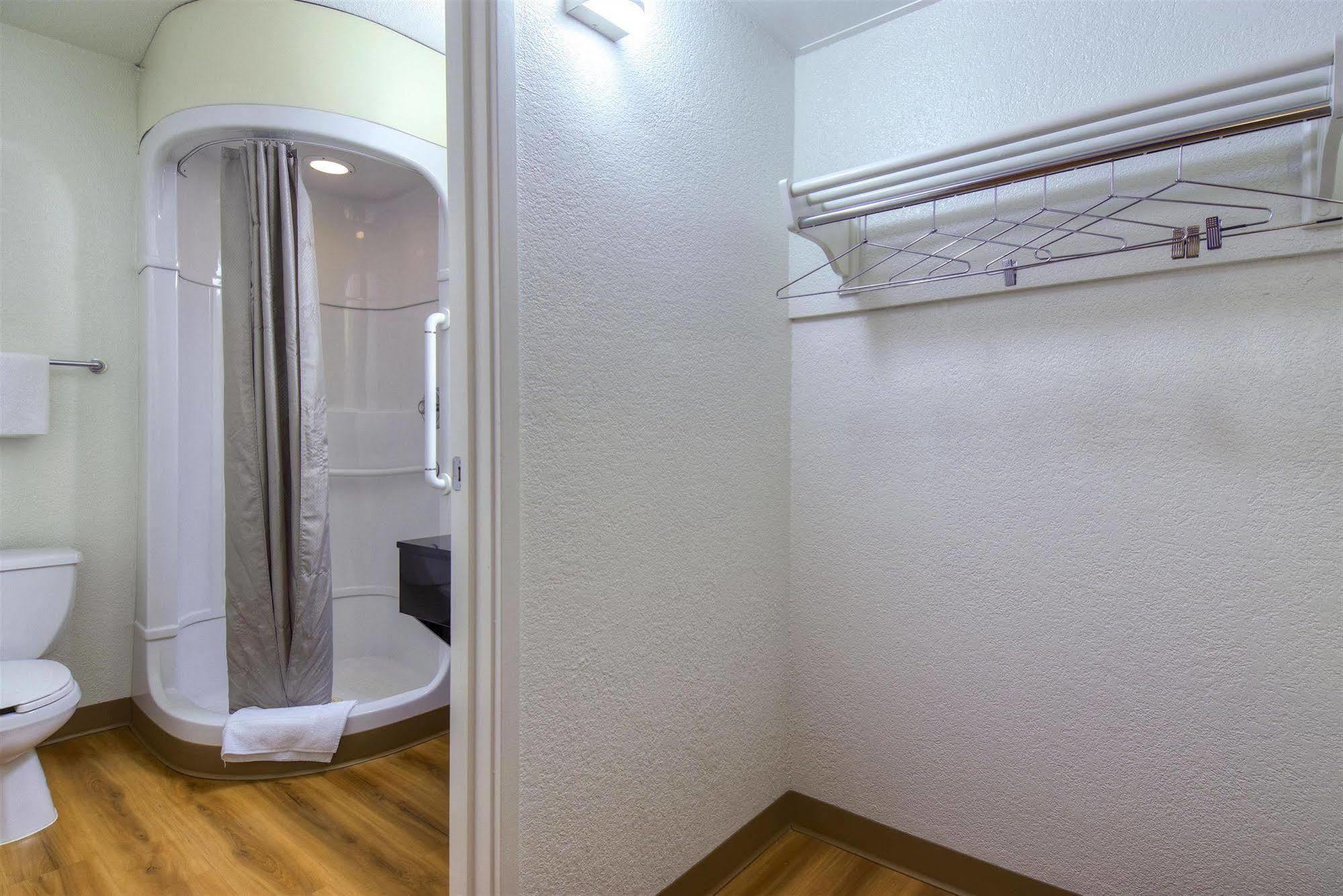Motel 6-Jurupa Valley, Ca - Riverside West Экстерьер фото