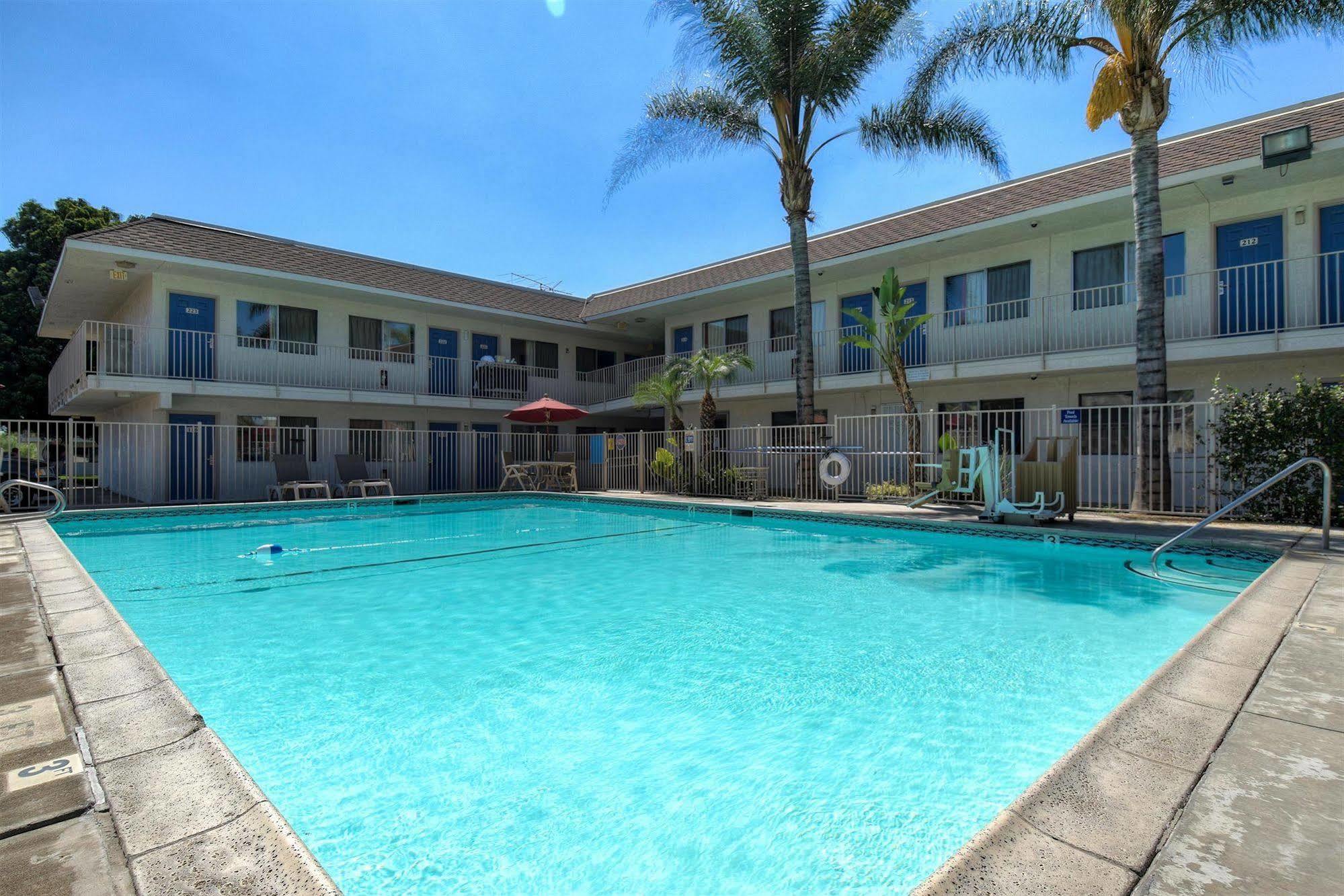 Motel 6-Jurupa Valley, Ca - Riverside West Экстерьер фото